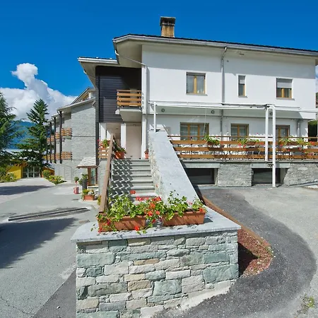 Hotel La Maison Des Bons Sentiments 3*